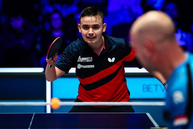 Table tennis deals world champion