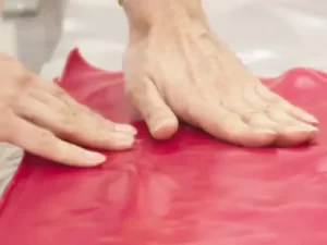 Kneading ingredients: Figure 4