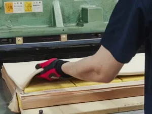 Sponge slicing: Figure 1